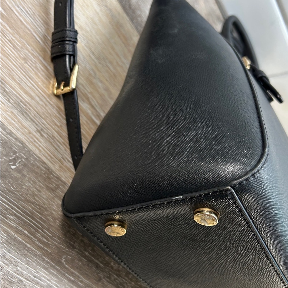 Michael Kors Black Leather Bag with Gold Zipper - Picture 12 of 12